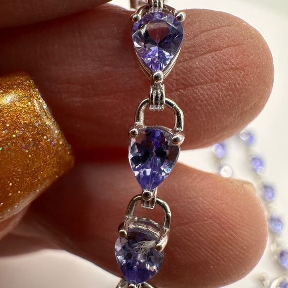 ESTATE PIECE! Genuine tanzanite, sterling silver stamped tennis bracelet! - Picture 2 of 7